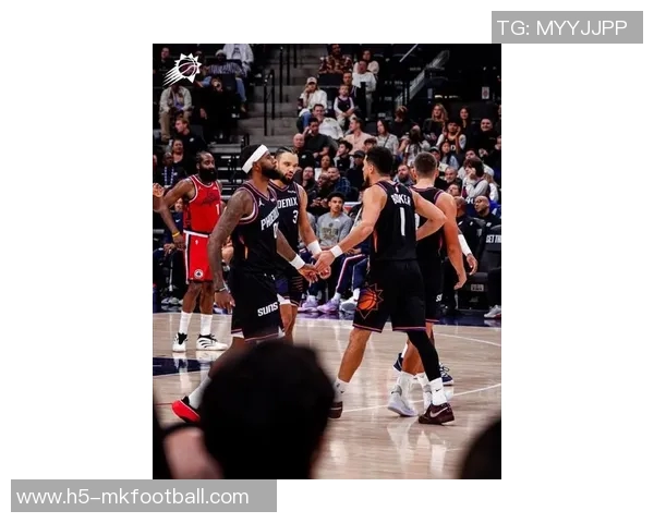 狄龙回归休斯敦表现抢眼24次出手收获23分4篮板4助攻但正负值却为负24