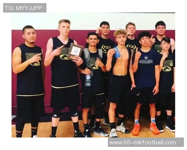 湖人队宣布召回克内克特与阿杜蒂耶罗加强阵容深度