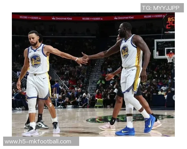 库里赞巴追梦掌控比赛局势末节我只需短暂出场便锁定胜局