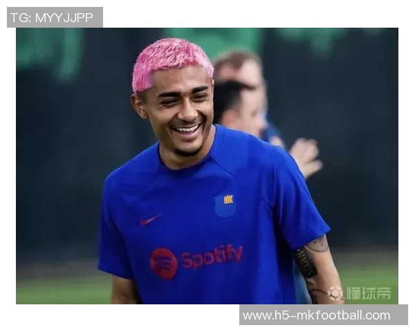 伯恩茅斯边后卫朱利安阿劳霍正式租借加盟凯尔特人为期六个月