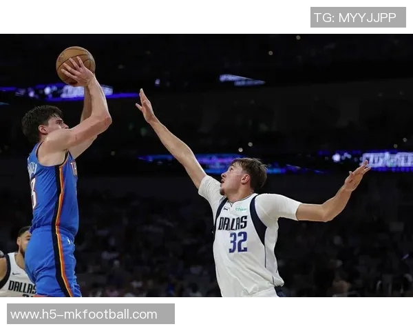 弗拉格强调球队进攻潜力巨大提出后卫线掩护打错位策略 弗拉格强调球队进攻潜力巨大提出后卫线掩护打错位策略