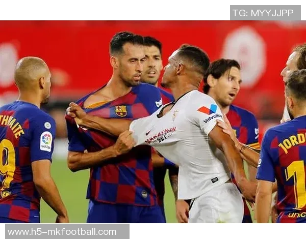 巴萨官方宣布因塞维利亚机场大雾航班延误一小时球队行程受影响