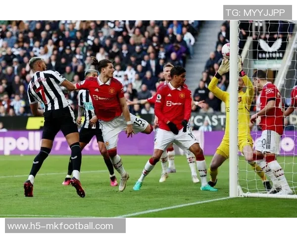 早报聚焦：世界杯抽签即将揭晓曼联平西汉姆米兰意杯遭遇淘汰